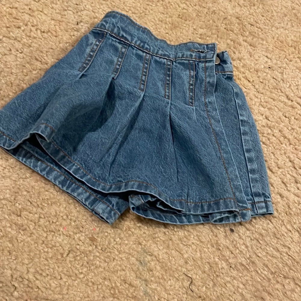Jean Skort